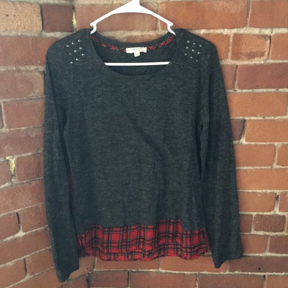 chocolate U.S.A Tops - HP🥳🙏🏽🍫Chocolate USA Blouse Grey & Plaid 🍫